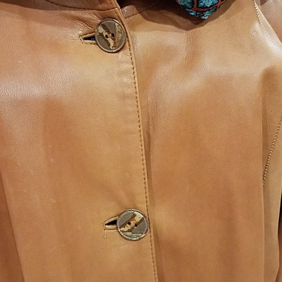 Jenuine leather coat - Picture 3 of 8